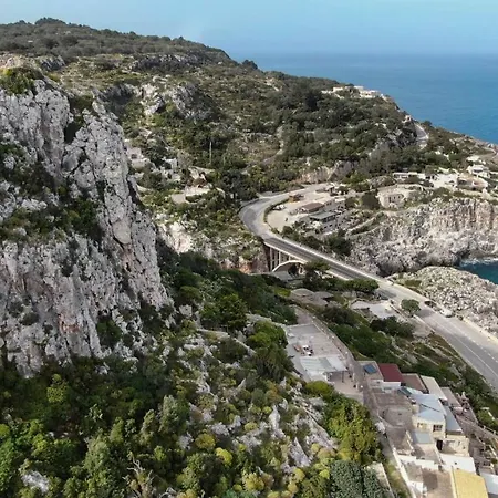 Bed & Breakfast Asylum Amicorum 3*