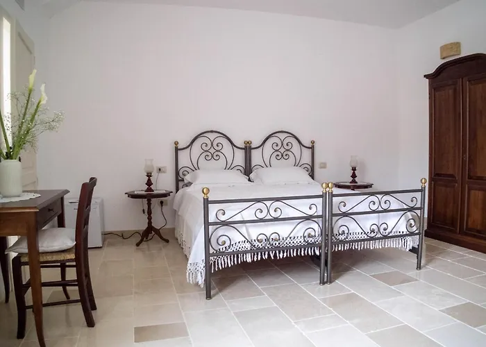 Asylum Amicorum Gagliano del Capo